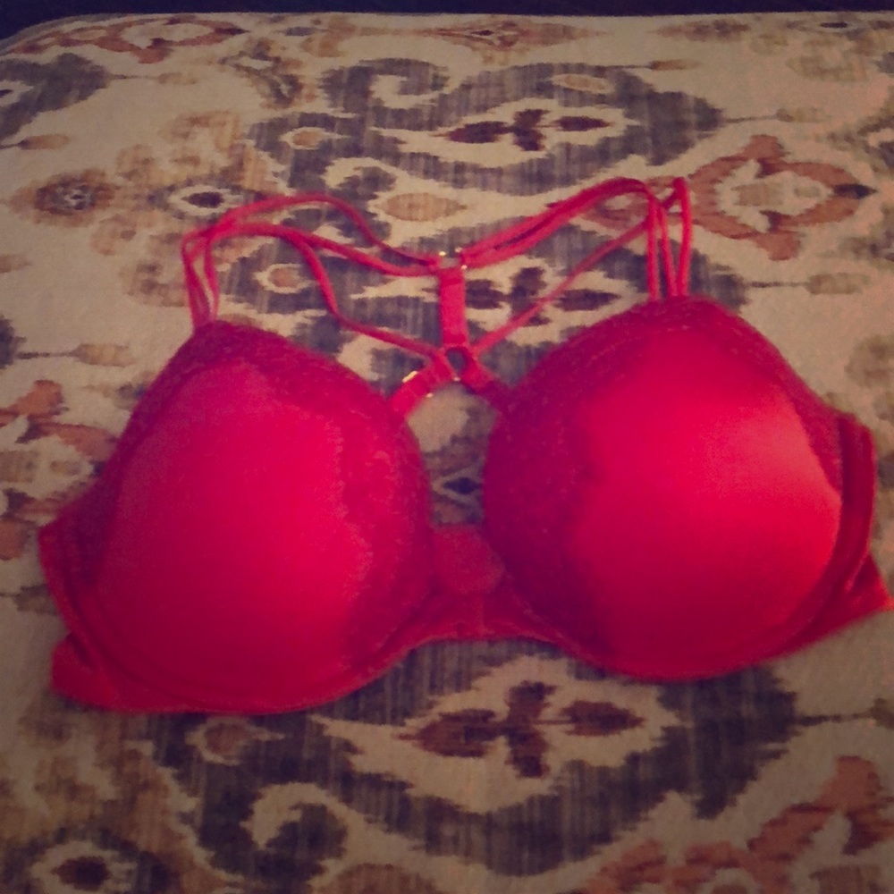 Victoria Secrets Valentines Day Bra Size 36D